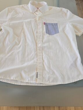 Men's White Casual Button-Down Shirt with Contrast Pocket